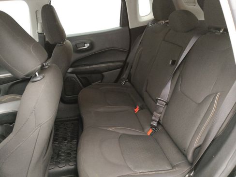 Used 2021 Jeep Compass Sport image 18