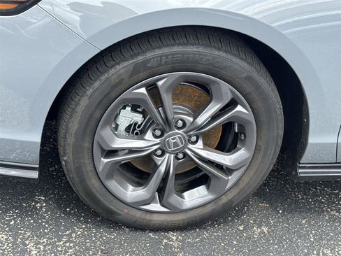 Used 2025 Honda Accord EX-L image 11
