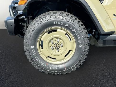 New 2026 Jeep Gladiator Sport image 19