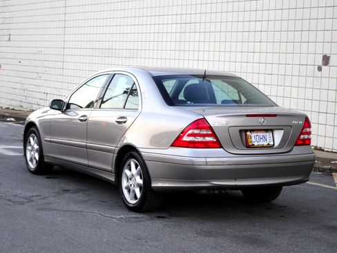 Used 2006 Mercedes-Benz C 280 4dr Luxury Sdn 3.0L 4MATIC image 5