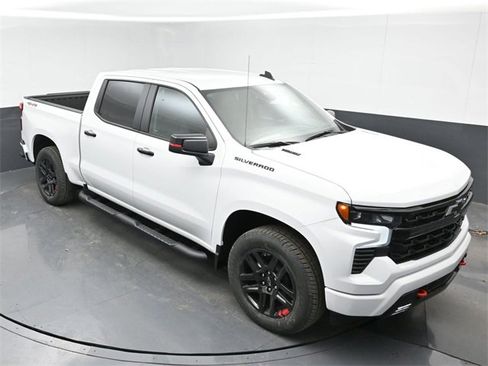 Used 2025 Chevrolet Silverado 1500 RST w/ Redline Edition image 28