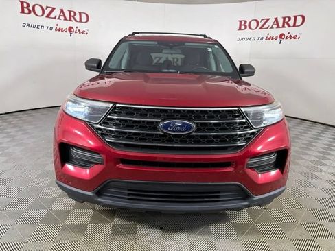 Certified 2020 Ford Explorer XLT w/ Class III Trailer Tow Package RWD image 2