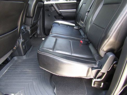 Used 2014 Nissan Titan PRO-4X AWD/4WD image 19