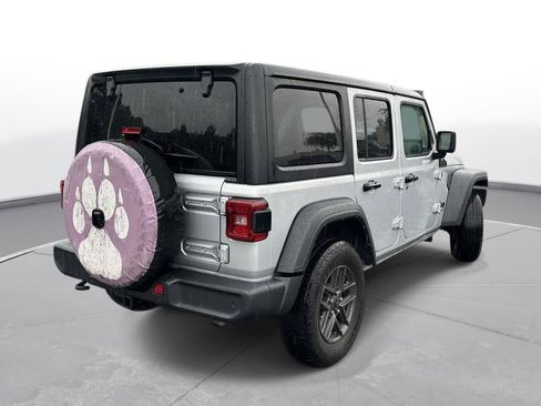 Used 2024 Jeep Wrangler Unlimited Sport AWD/4WD image 6