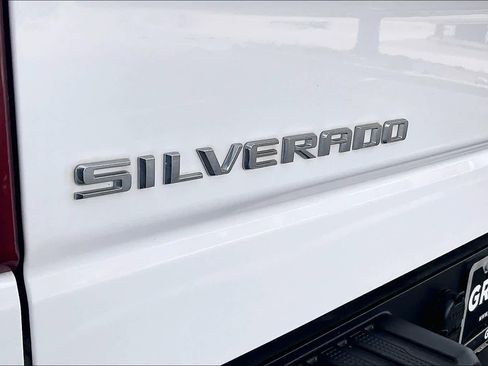 Used 2021 Chevrolet Silverado 1500 RST w/ Texas Edition Plus image 31