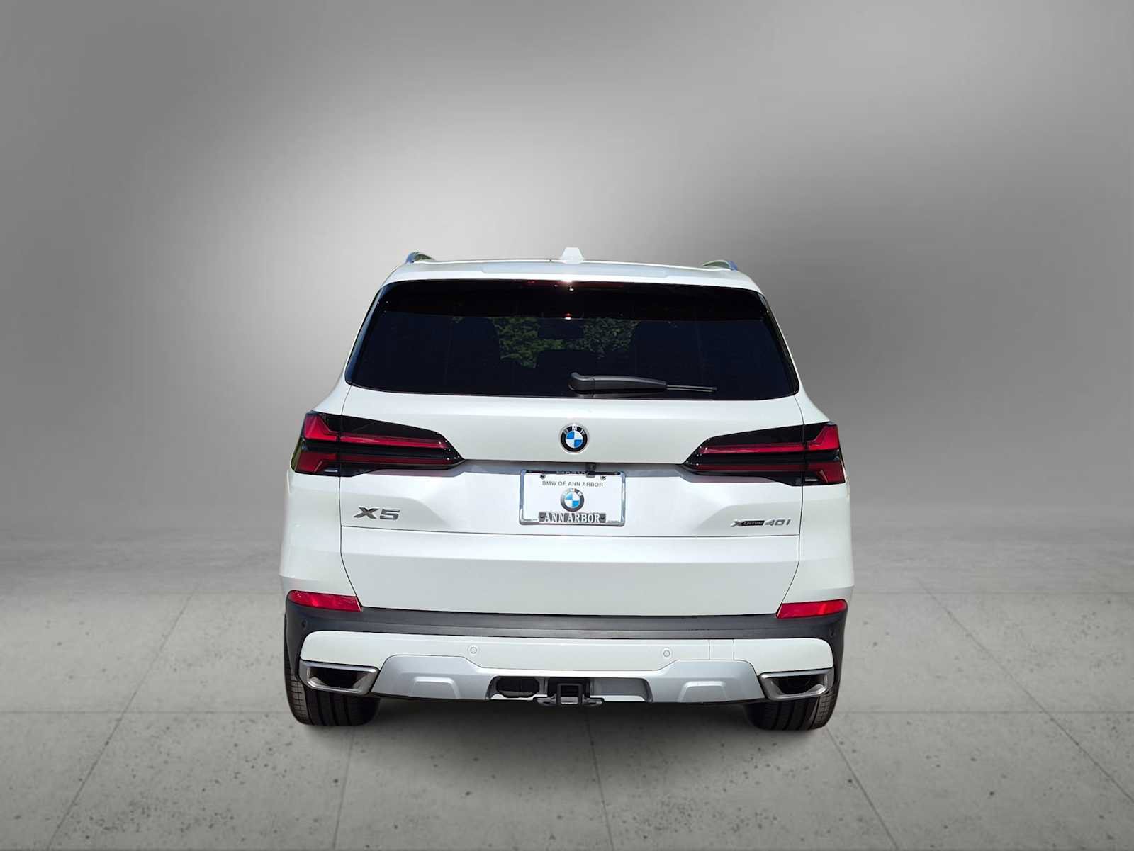 Used 2025 BMW X5 xDrive40i w/ Parking Assistance Package AWD/4WD image 7