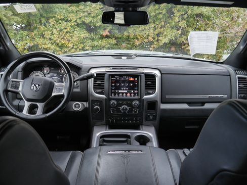 Used 2016 RAM 2500 Limited image 10