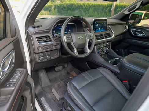 Used 2024 Chevrolet Tahoe RST w/ Luxury Package AWD/4WD image 16