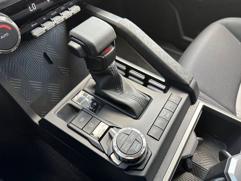New 2026 Toyota Tacoma TRD Off-Road AWD/4WD image 24