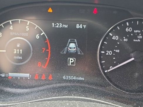 Used 2022 Nissan Kicks SV FWD image 12