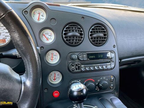Used 2003 Dodge Viper SRT-10 image 6