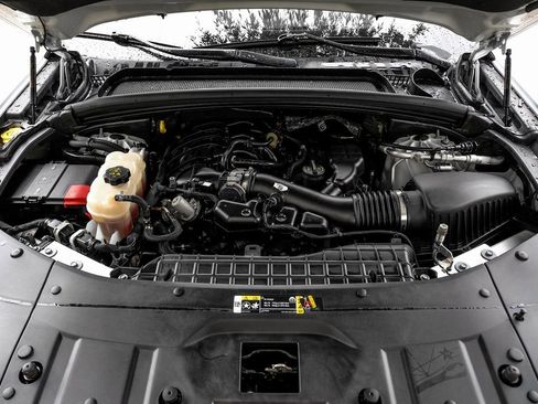 Used 2023 Jeep Grand Cherokee Laredo w/ Luxury Tech Group I image 7