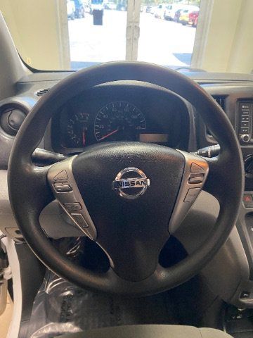 Used 2020 Nissan NV200 S FWD image 23