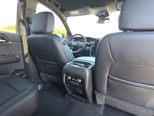 Used 2024 GMC Acadia Elevation AWD/4WD image 18