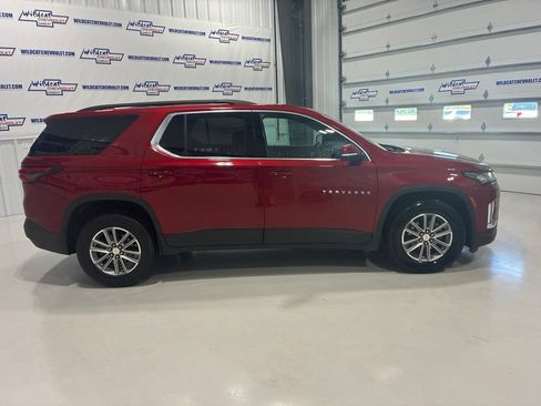 Used 2023 Chevrolet Traverse LT AWD/4WD image 7