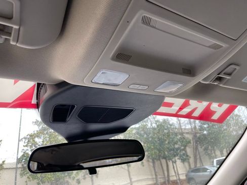 Used 2020 Ford Escape SE FWD image 22