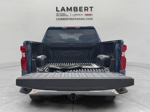 Used 2024 Chevrolet Silverado 1500 LT AWD/4WD image 9
