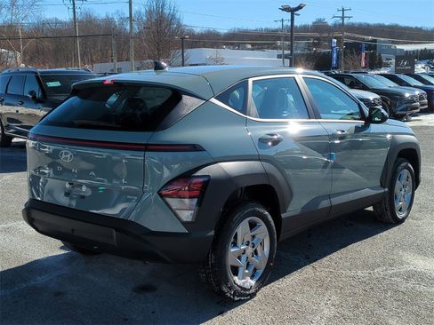 New 2026 Hyundai Kona SE image 3