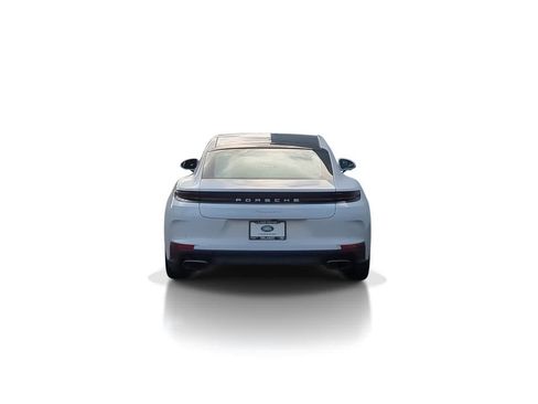 Used 2025 Porsche Panamera image 7