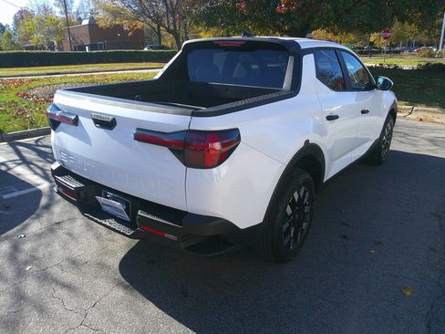 Used 2025 Hyundai Santa Cruz SE image 12