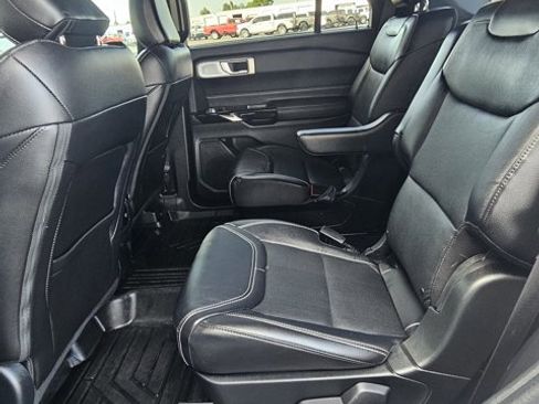 Certified 2024 Ford Explorer ST w/ Equipment Group 401A image 15