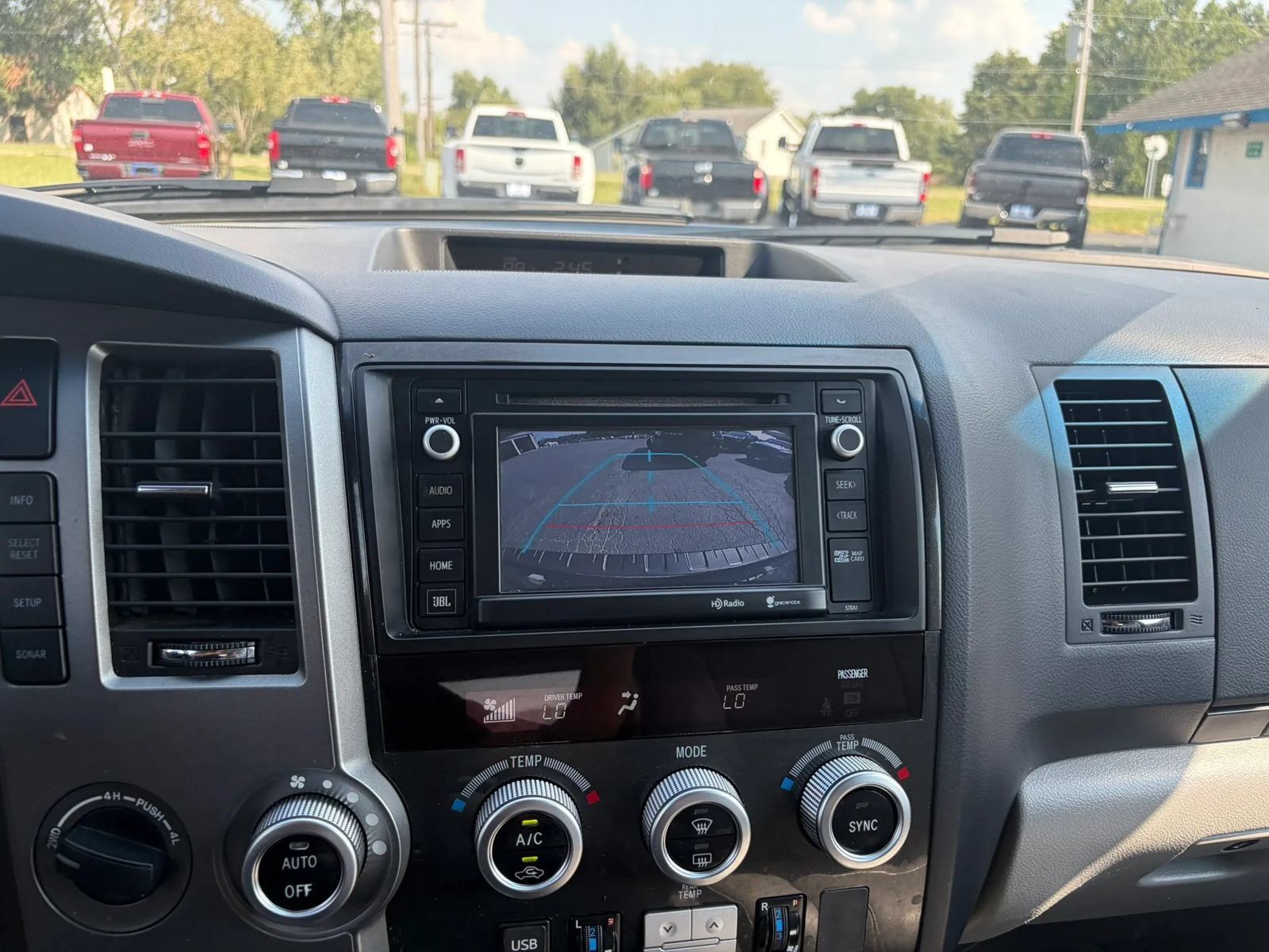 Used 2015 Toyota Sequoia Platinum AWD/4WD image 14