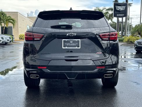 Used 2023 Chevrolet Blazer RS w/ Driver Confidence II Package FWD image 5