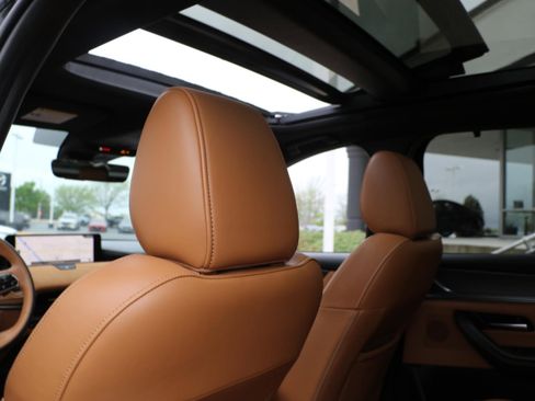 Certified 2025 MAZDA CX-70 3.3 Turbo S w/ Premium Plus image 11