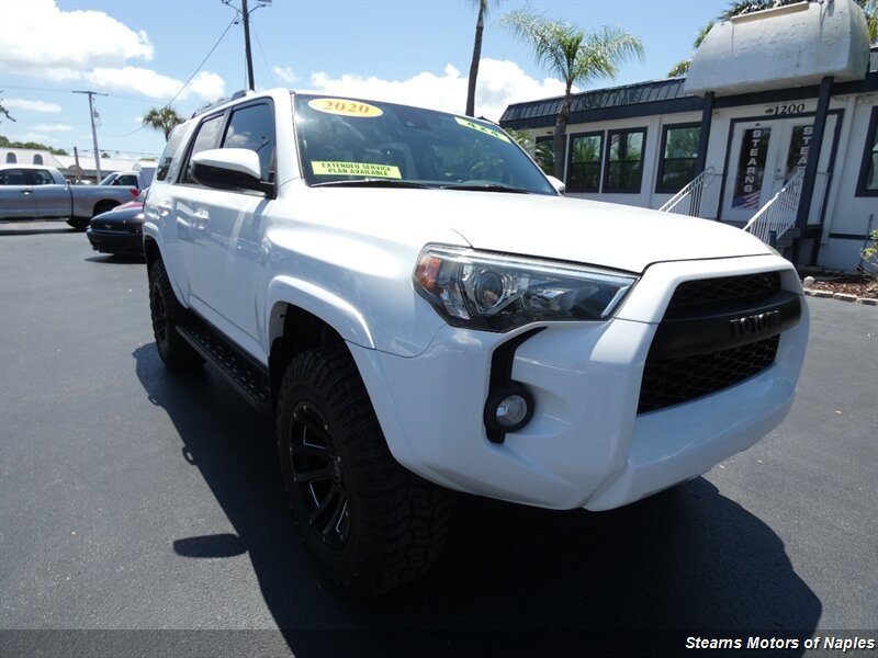 Used 2020 Toyota 4Runner SR5 AWD/4WD image 1