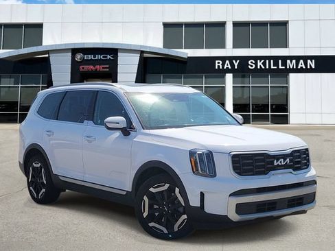 Used 2025 Kia Telluride S AWD/4WD image 1
