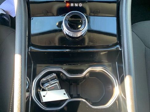 Used 2023 Jeep Grand Cherokee L Laredo image 35