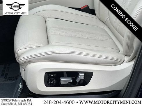 Used 2021 BMW X7 M50i w/ Executive Package image 22