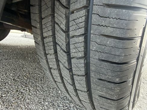Used 2019 Ford Transit 150 XL RWD image 19