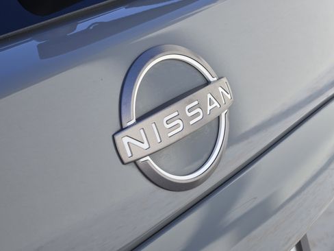 Used 2024 Nissan Murano Platinum w/ Cargo Package image 12