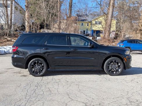 Used 2022 Dodge Durango SXT w/ Blacktop Package image 2