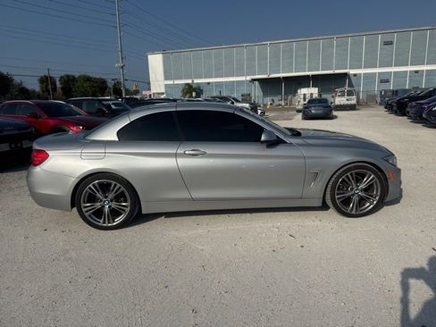 Used 2017 BMW 430i Convertible image 2