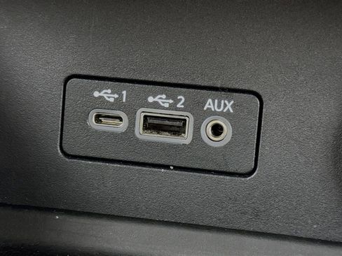 Used 2023 Nissan Sentra SR w/ Trunk Package image 12