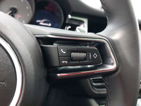 Used 2025 Porsche Macan S image 20