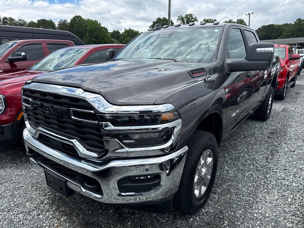Used 2025 RAM 3500 Big Horn AWD/4WD image 1