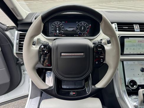 Used 2020 Land Rover Range Rover Sport SVR AWD/4WD image 28