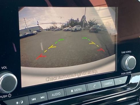 New 2025 Nissan Pathfinder SV w/ Black Appearance Package image 23