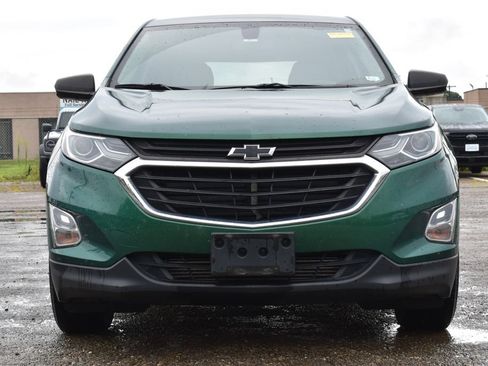 Used 2018 Chevrolet Equinox LS FWD image 2