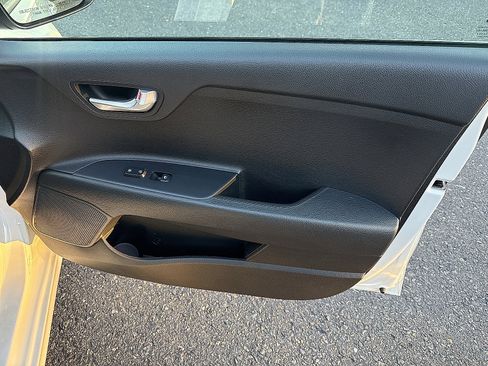 Used 2022 Kia Rio LX FWD image 36