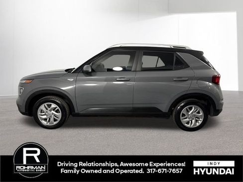 Used 2020 Hyundai Venue SEL image 5