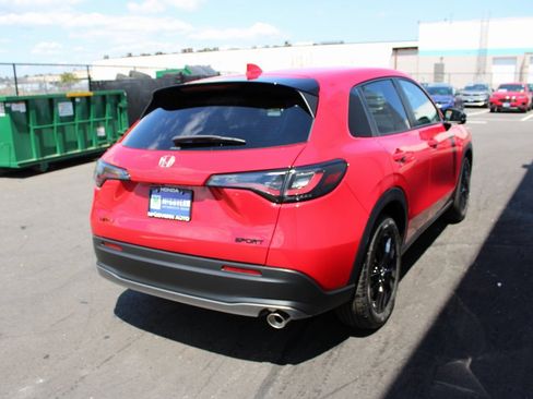 New 2026 Honda HR-V Sport image 12