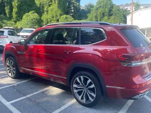 Used 2022 Volkswagen Atlas SEL Premium AWD/4WD image 9