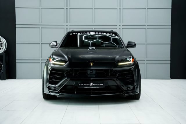 Used 2021 Lamborghini Urus AWD/4WD image 2