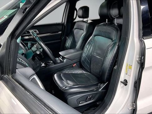 Used 2017 Ford Explorer Platinum AWD/4WD image 20