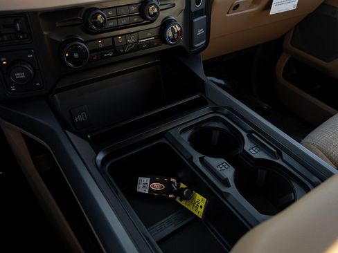 New 2026 Ford F250 XLT w/ XLT Premium Package image 27