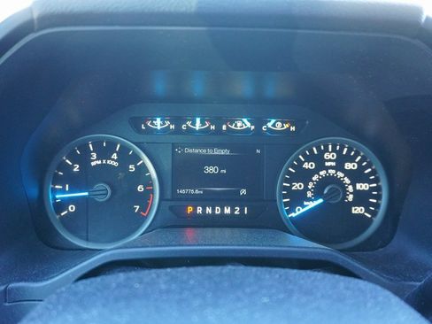 Used 2015 Ford F150 XLT w/ Equipment Group 302A Luxury image 9